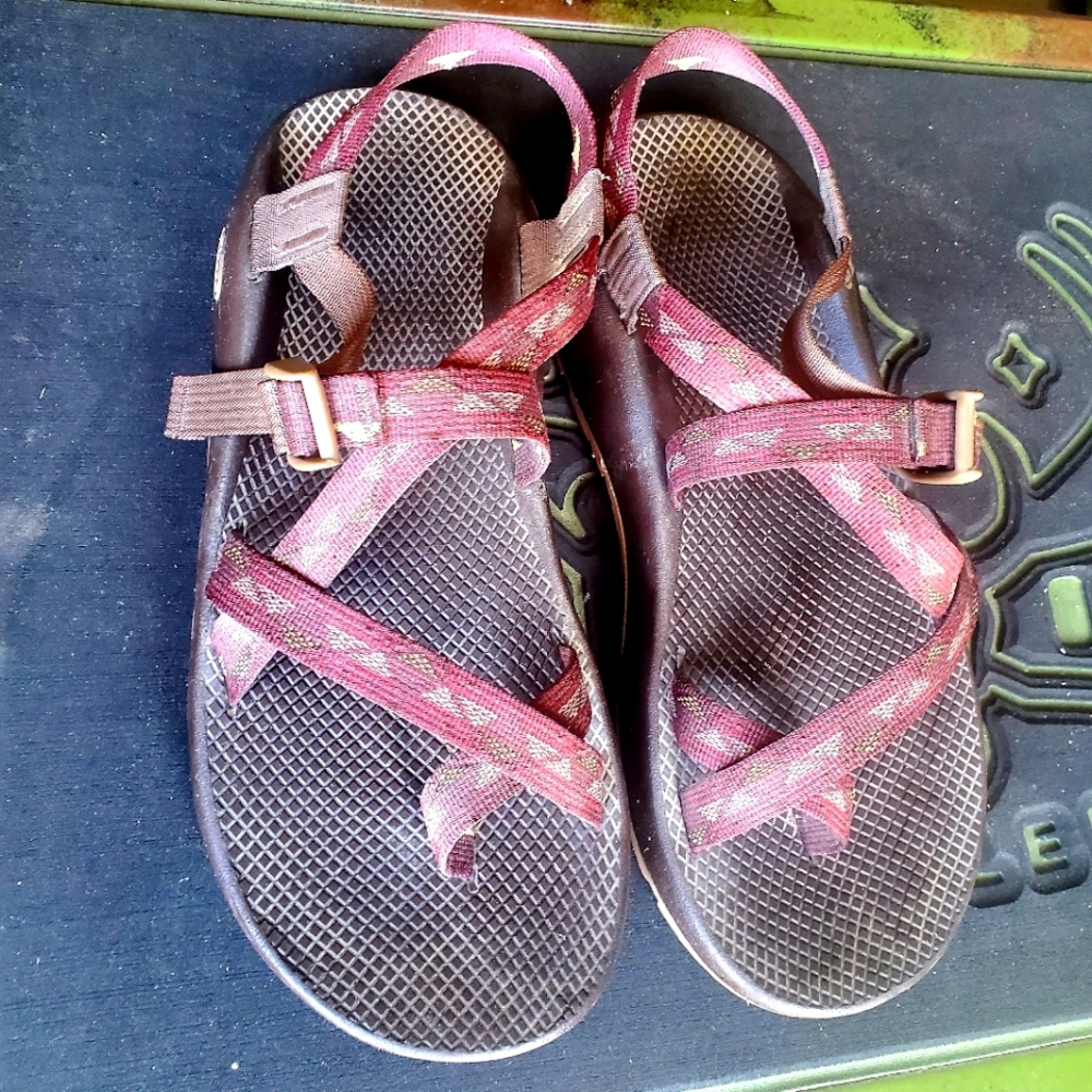 Mens chacos size 12